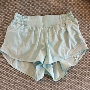 Hotty hot low rise lined 2.5” short